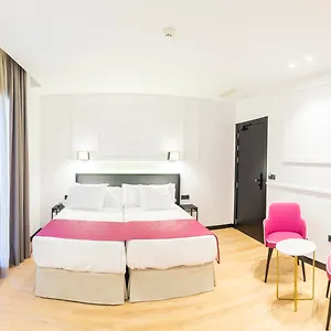 3* Hotell Boutique Puerta De Granadas