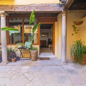 Alh Patio Appartamento
