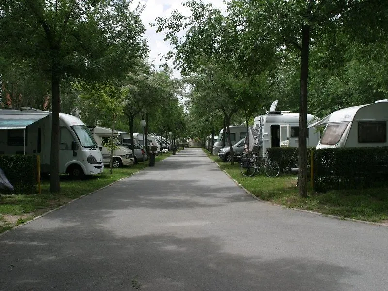 Camping Hotel Sierra Nevada Granada 3*,  Spagna